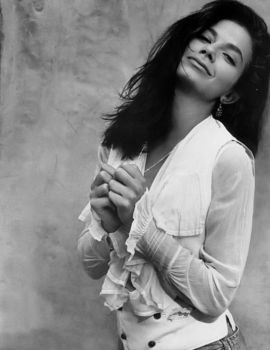 Justine Bateman. 