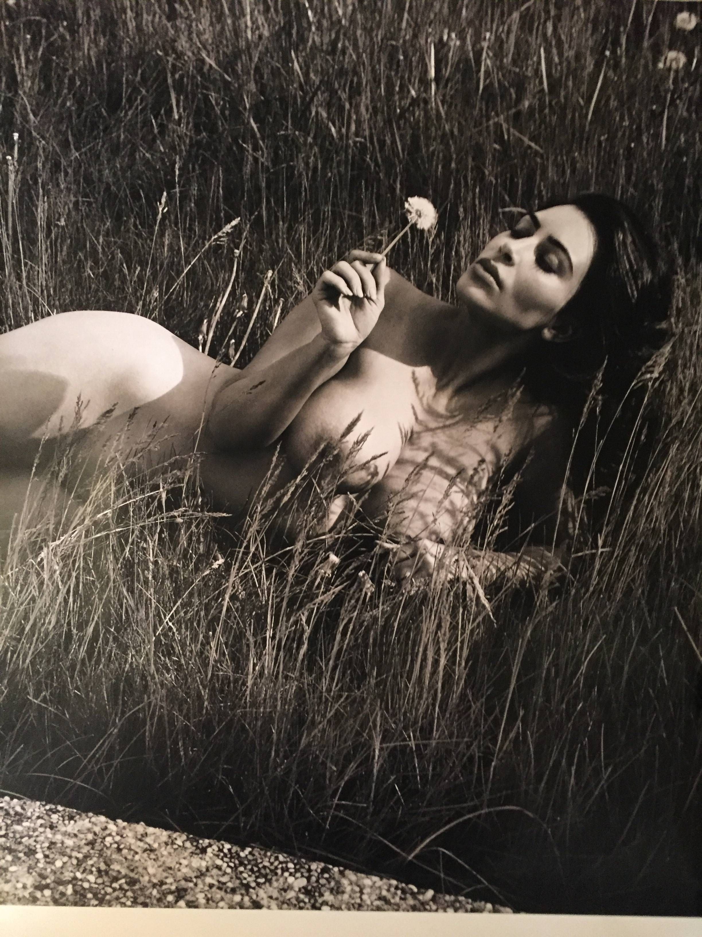 Голая Ким Кардашьян Уэст горячее фото.