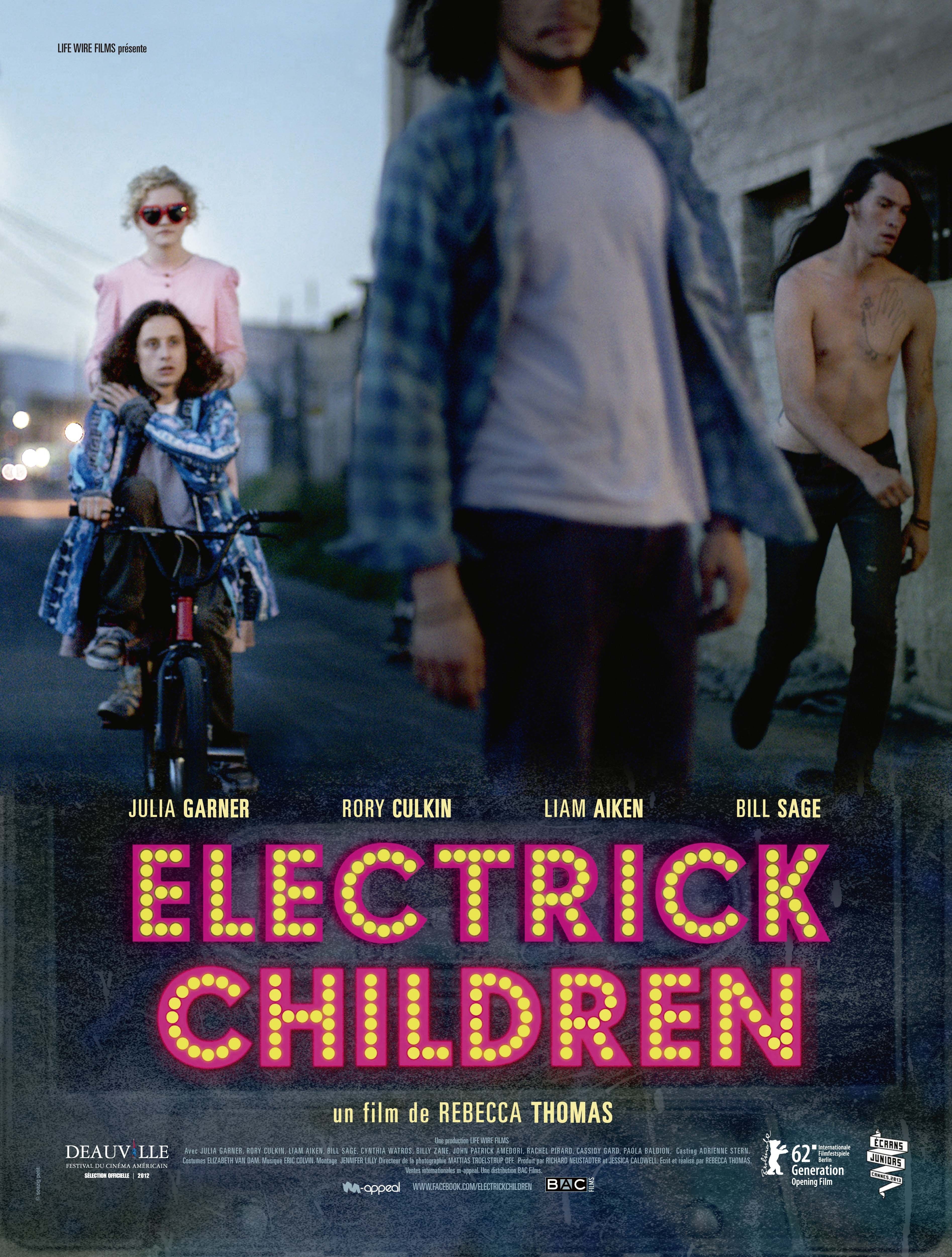 Уже не дети Electrick children, 2012. Джулия Гарнер и Рори Калкин. Рори Калкин уже не дети. Уже не дети Постер. Уже не дети. Уже не дети Electrick children, 2012. Джулия Гарнер и Рори Калкин. Рори Калкин уже не дети. Уже не дети Постер.