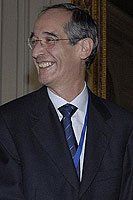 Альваро Колом