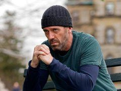 Обои к фильмам «Книга мастеров», «Эхо», к сериалу «Доктор Хаус»