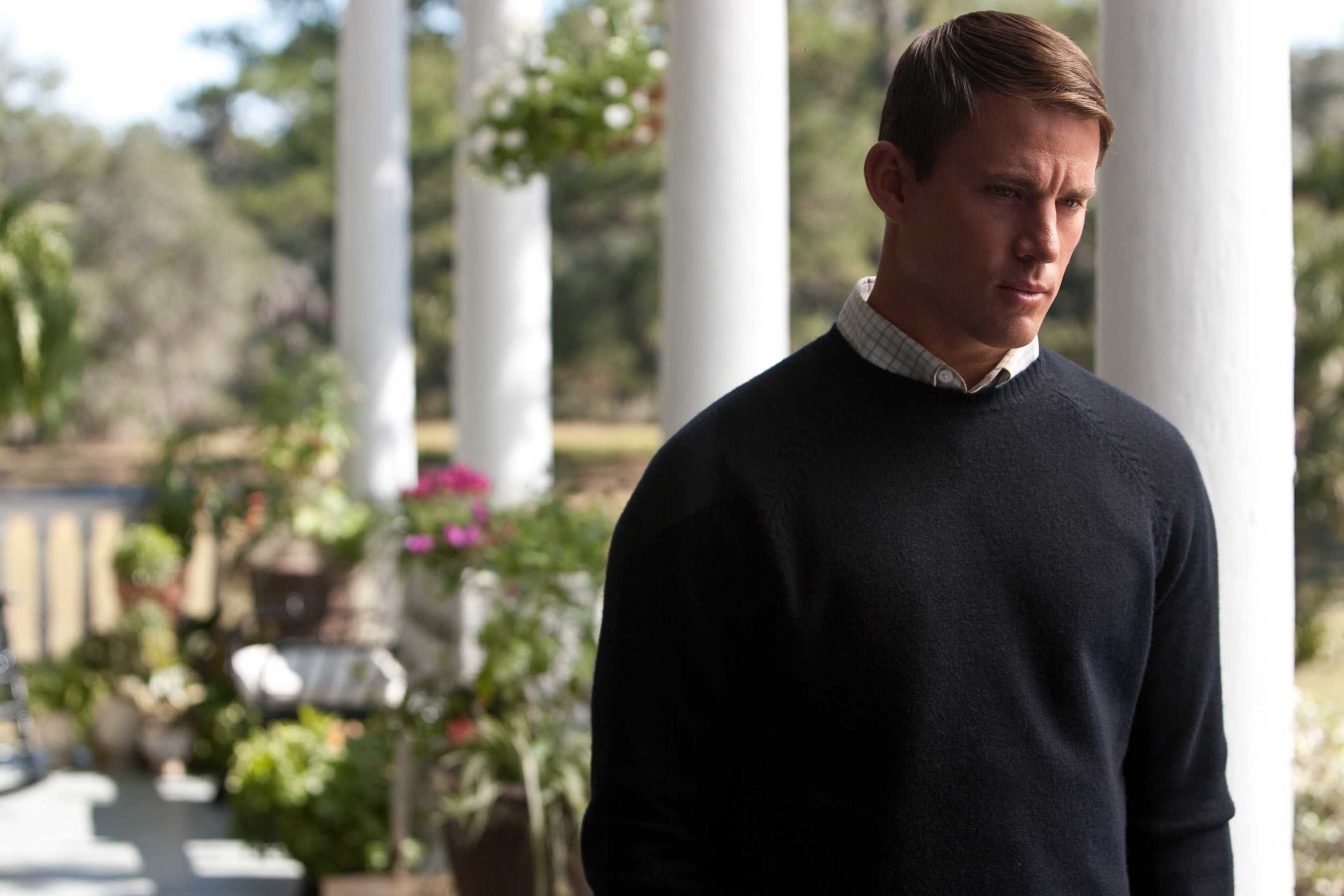 С которым в 2010 был. Пабло пинеда я тоже. Хавьер бардем ешь молись люби. С которым в 2010 был. Энн хэтэуэй любовь и другие лекарства.