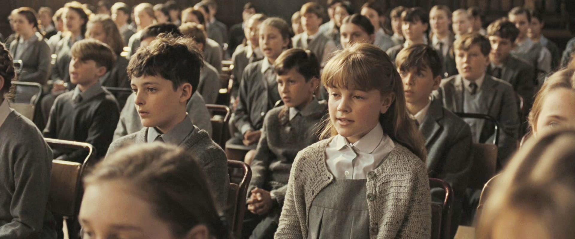 1 me go. Never Let me go фильм 2010. Никогда не отпускай меня 2010. Не отпускай меня фильм 2019. Не отпускай фильм.