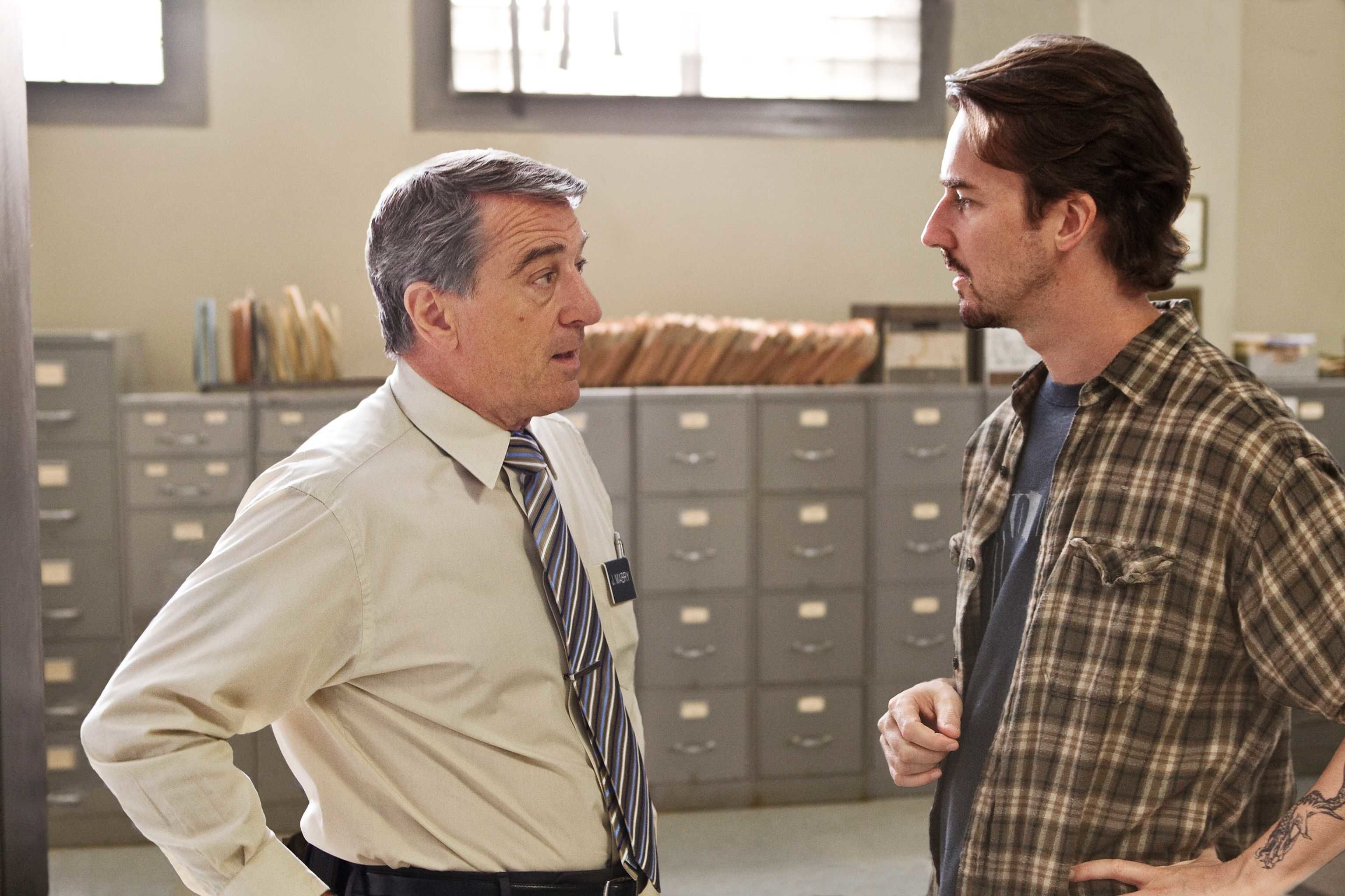 шэрон стоун молодая. шэрон стоун. где стоун. столбы стоунхендж каменные стоунхендж. каменные круги ирландия.