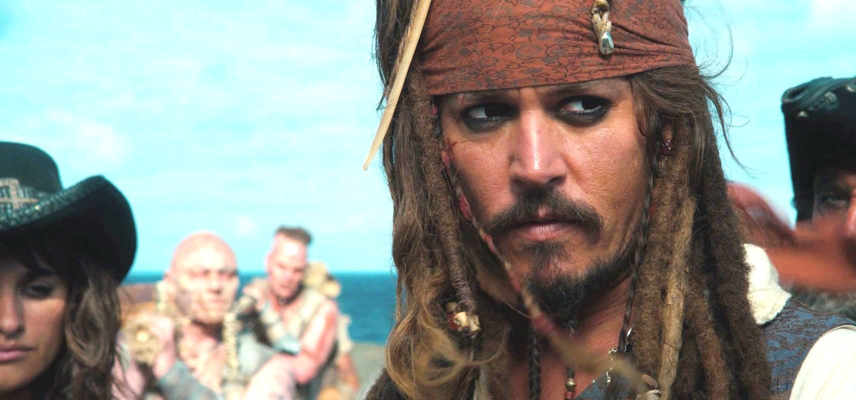 пираты карибского моря: на странных берегах (2011). пираты карибского моря 4 барбосса. пенелопа крус пираты карибского моря. джонни депп пираты карибского моря 4. роб маршалл пираты карибского моря на странных берегах.