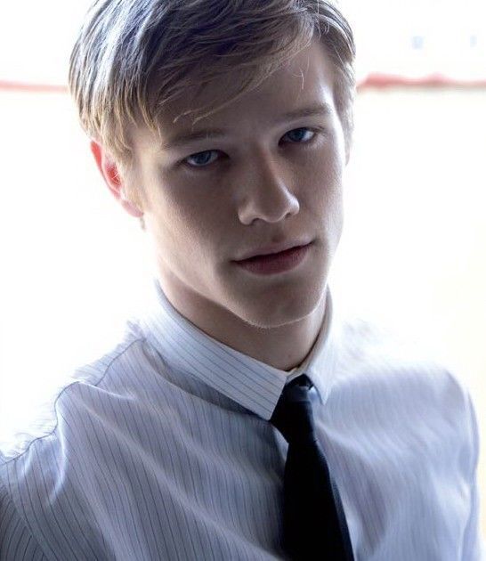 Lucas Till. 