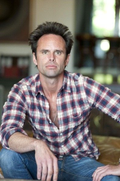 Walton Goggins. 