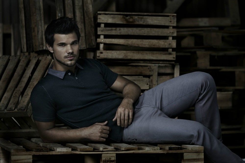 Taylor Lautner. 