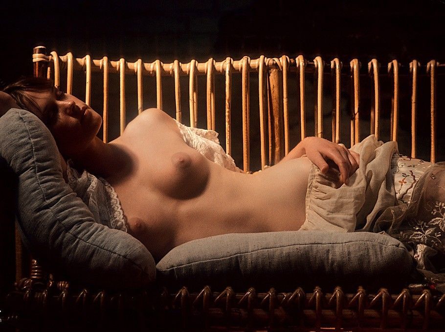 Голая Мелани Гриффит горячее фото.