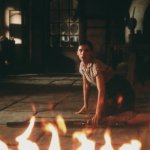 Обзор «Хребта дьявола» — насыщенная, вдохновляющая история о призраках, ранний готический шедевр Гильермо дель Торо.