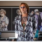 «Итальянский бокс-офис 2025: стабильность и успех местного кино, в центре внимания фильм Чекко Залоне «Buen Camino»»