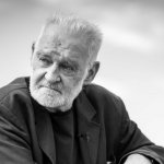 Ушёл из жизни великий венгерский режиссёр Бела Тарр: прощаемся с мастером кино в возрасте 70 лет.