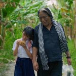 "State of Statelessness": Далай-лама раскрывает судьбы тибетцев в изгнании через интимные драмы и глубокие переживания.