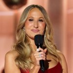 Золотые глобусы: продюсеры раскрыли секреты музыкальных номеров и прокомментировали возвращение Ники Глейзер в качестве ведущей!