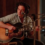 Документальный фильм «Спрингстин: Избавь меня от нигде» объявил дату выхода на Hulu! Узнайте, когда можно увидеть фильм о легенде рок-музыки.