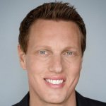 Суд в США отказал Paramount в иске против Warner Bros Discovery: что это значит для индустрии?