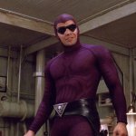 «Фантом» Билли Зейна: как провал 90-х стал культовым фильмом для поклонников супергеройского жанра. Время пересмотреть!