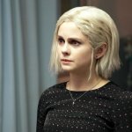 Роуз Макайвер завоевала зрителей в успешной экранизации комиксов DC перед выходом "Призраков"