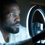 В восьмом эпизоде "Wonder Man" неожиданно возвращается противоречивый злодей Marvel!