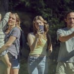 Семейный триллер «Bloodsuckers» от продюсера «Мидсоммера»: захватывающая игра в шарады с неожиданными поворотами!