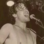 «It’s Never Over»: документальный фильм о Джеффе Бакли — глубокий взгляд на жизнь легендарного музыканта, ушедшего слишком рано.