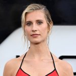 Калли Кук присоединилась к Киану Ривзу в главной роли научно-фантастического фильма: что ждать от нового проекта?