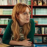 Каталина Сопелана, звезда «Садовника» на Netflix, возглавит новый проект «Видеомагазин 2001»!